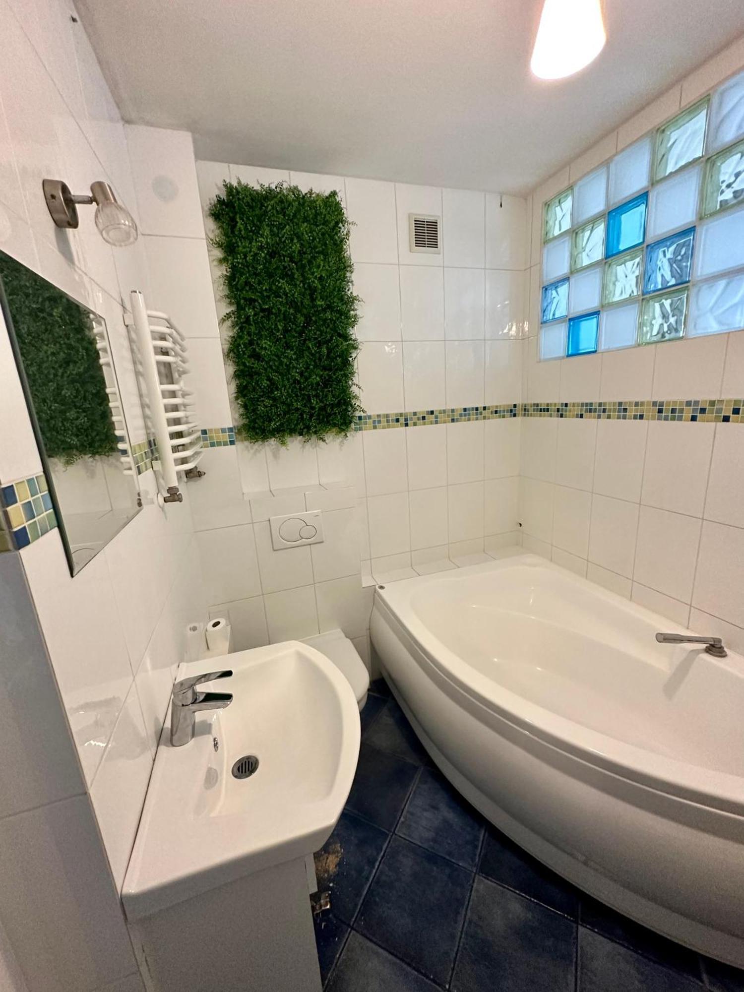 Apartament Centrum Zielona Góra Buitenkant foto